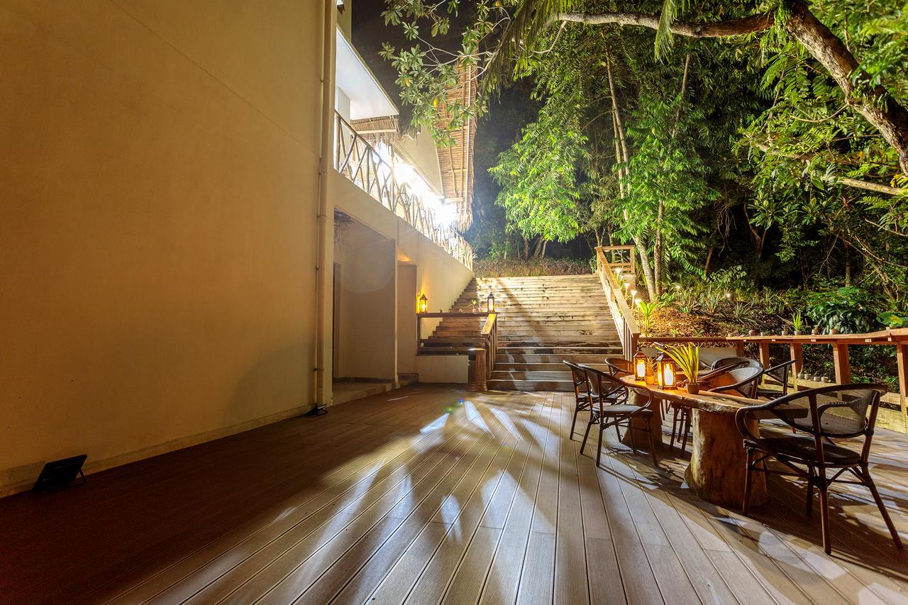 Beluu Sea View Resort Koror Exterior photo
